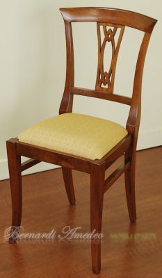 Sedia in noce per tavolo da pranzo stile classico con seduta imbottita